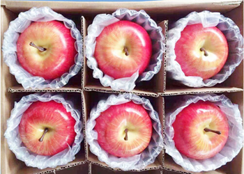 What packaging is used for express fruit?